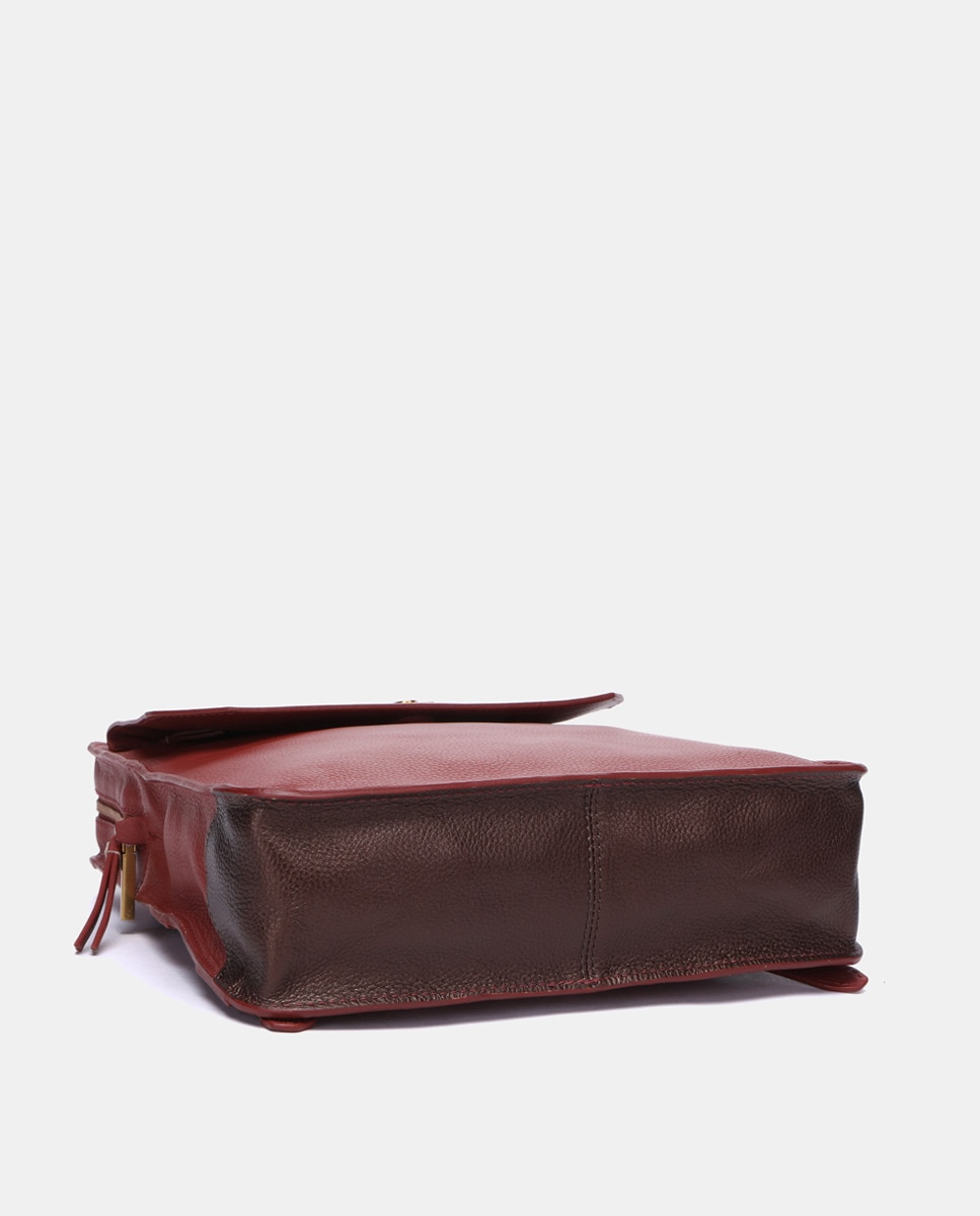 Mochila em Pele com Detalhes Dourados e Fecho de Correr Terracota-4