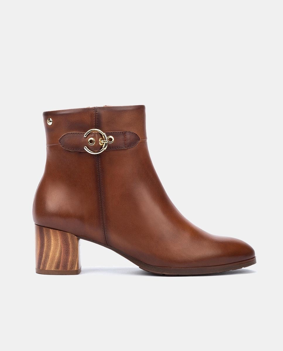 Botins com Salto Pintado e em Pele Castanho-claro-1