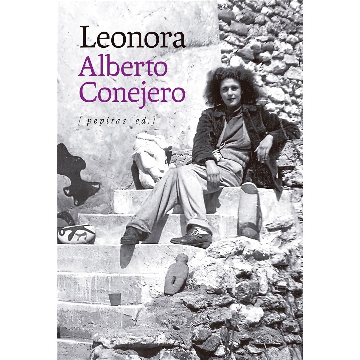 Leonora (Capa mole com abas) 1