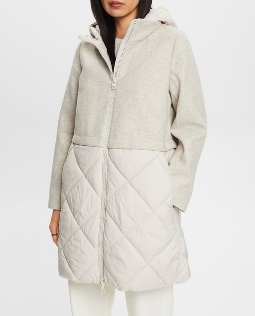 Imagen 0 de Abrigo de mujer mix paño y acolchado con capucha