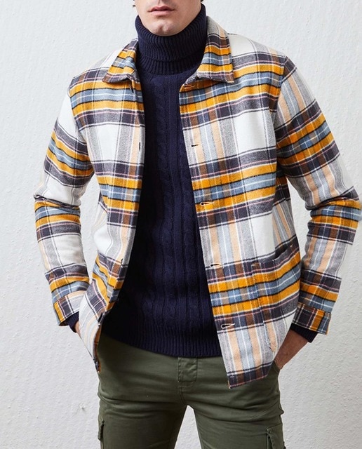 Imagen 0 de Sobrecamisa de hombre cuadros bolsillos delanteros