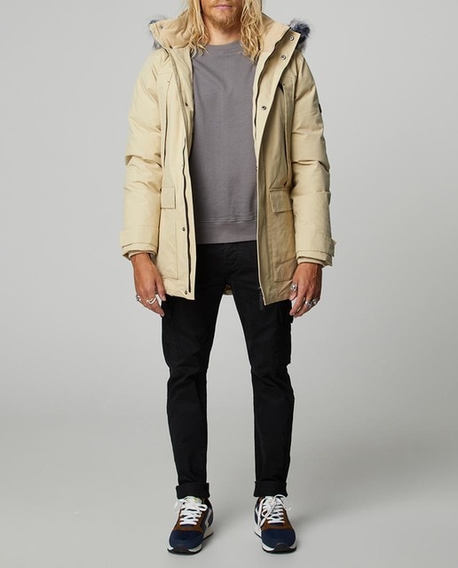 Imagen 0 de Abrigo con relleno de hombre