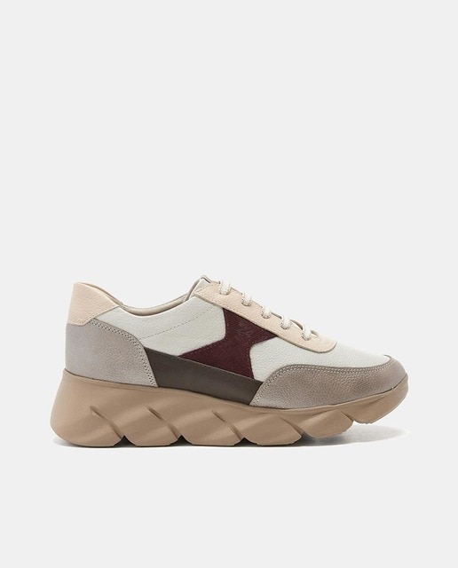 Imagen 0 de Zapatillas de mujer tipo running bajas en piel con suela volumen