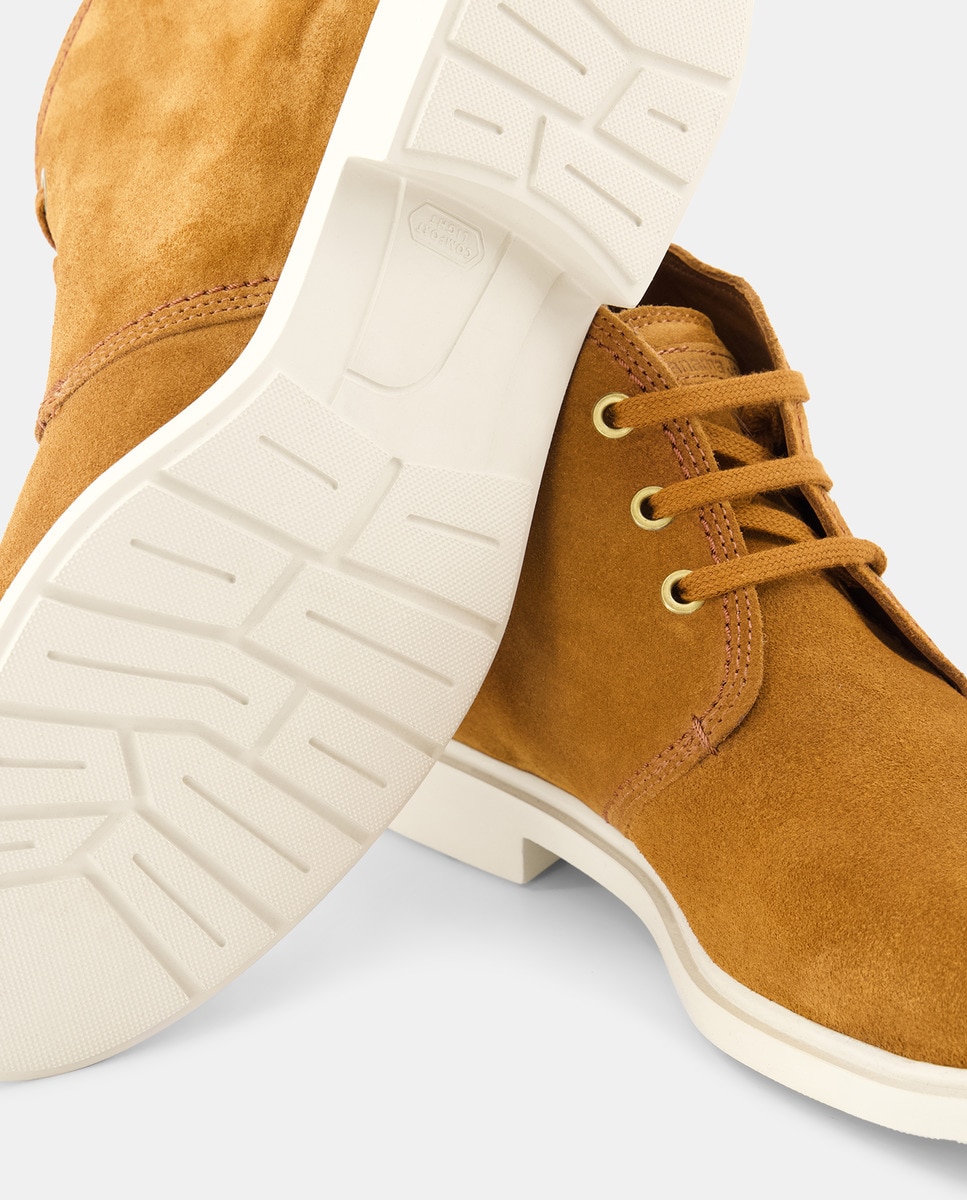 Botins em Velour com Forro de Pele Castanho-5