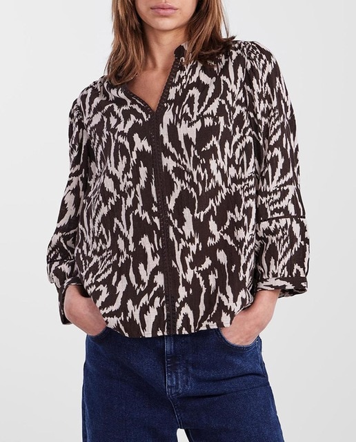 Imagen 0 de Blusa de manga 3/4 con cuello mao de mujer