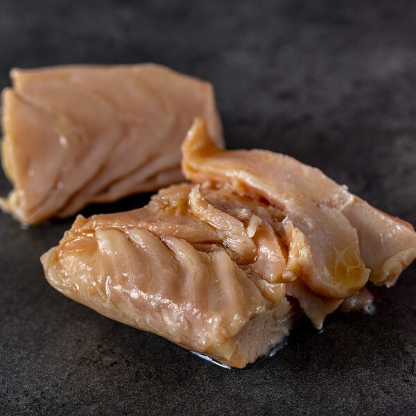 salmon loin in oil jar 110 drained weight g