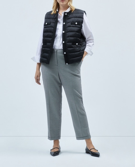 Imagen 0 de Chaleco de mujer con botones