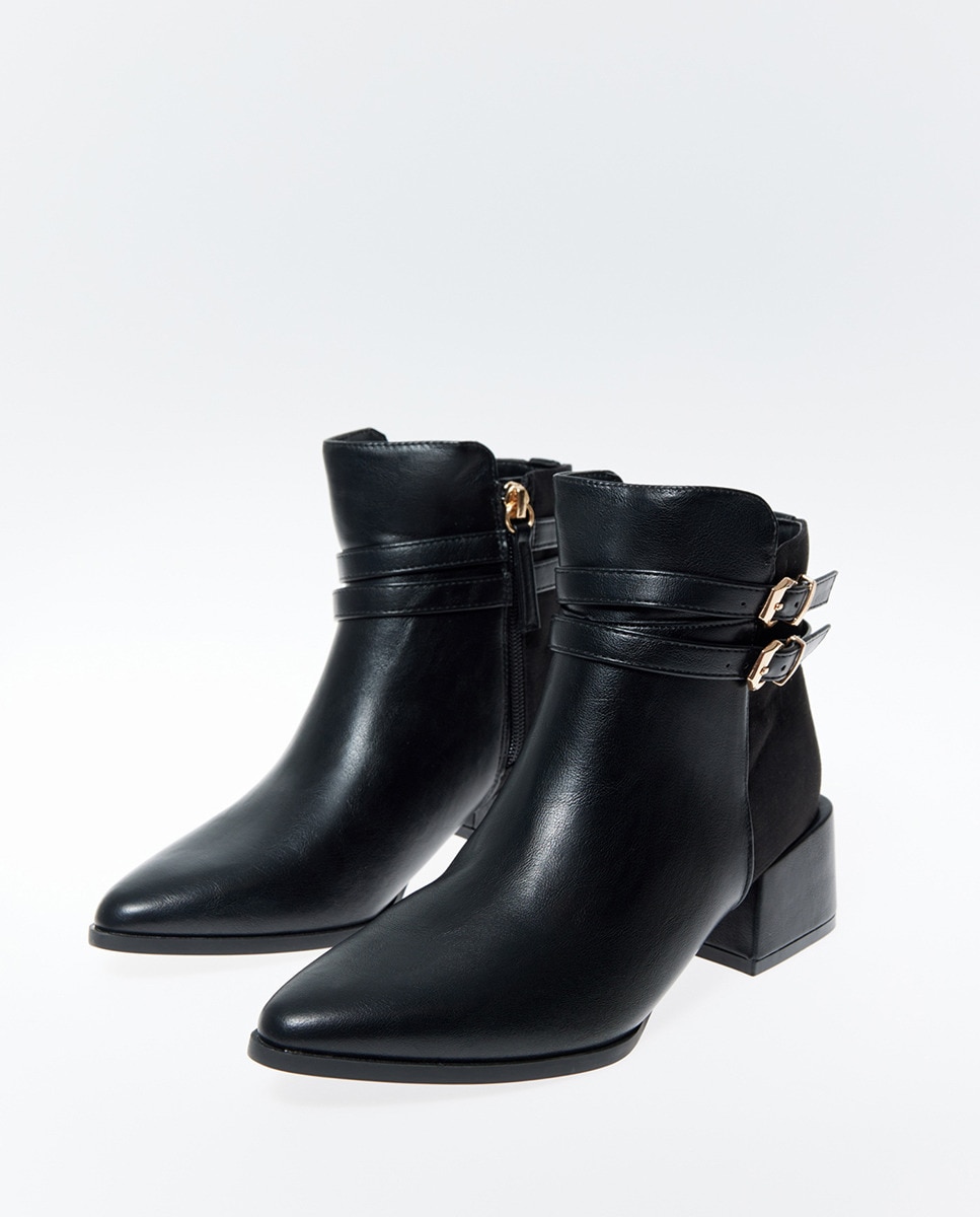 Botins de Salto Pequeno com Fivelas Preto-2