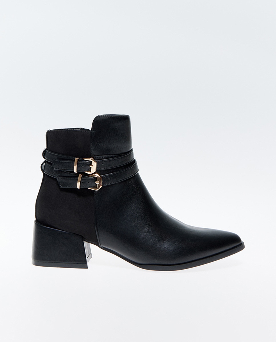 Botins de Salto Pequeno com Fivelas Preto-1