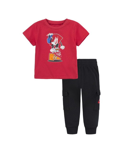 Imagen 0 de Conjunto camiseta y pantalón Nike