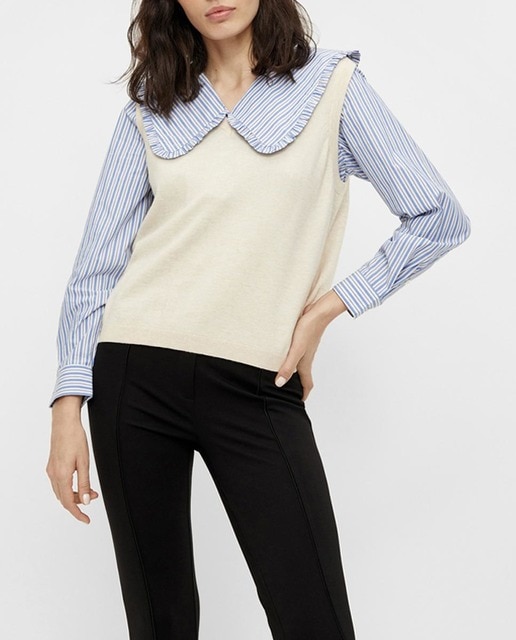 Imagen 0 de Chaleco de mujer de punto con escote de pico