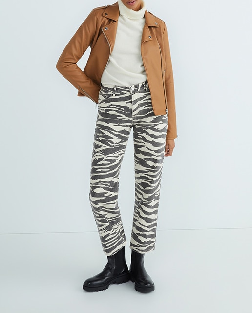 Imagen 0 de Vaqueros de mujer rectos animal print