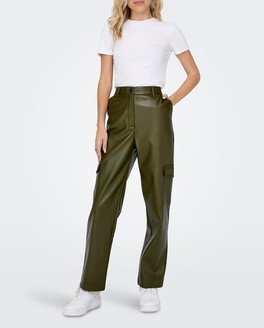Imagen 0 de Pantalón de mujer cargo de polipiel