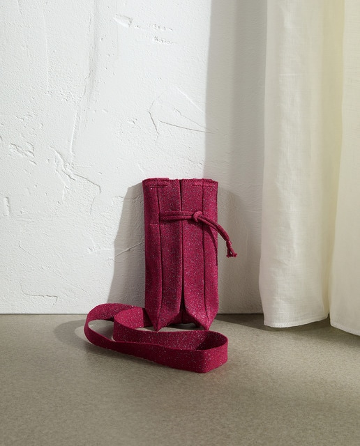 Imagen 0 de Bolso portamóvil de mujer pliegues