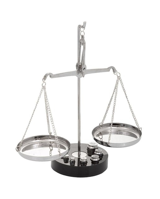 Imagen 0 de Balanza de metal y base de acrílico plata