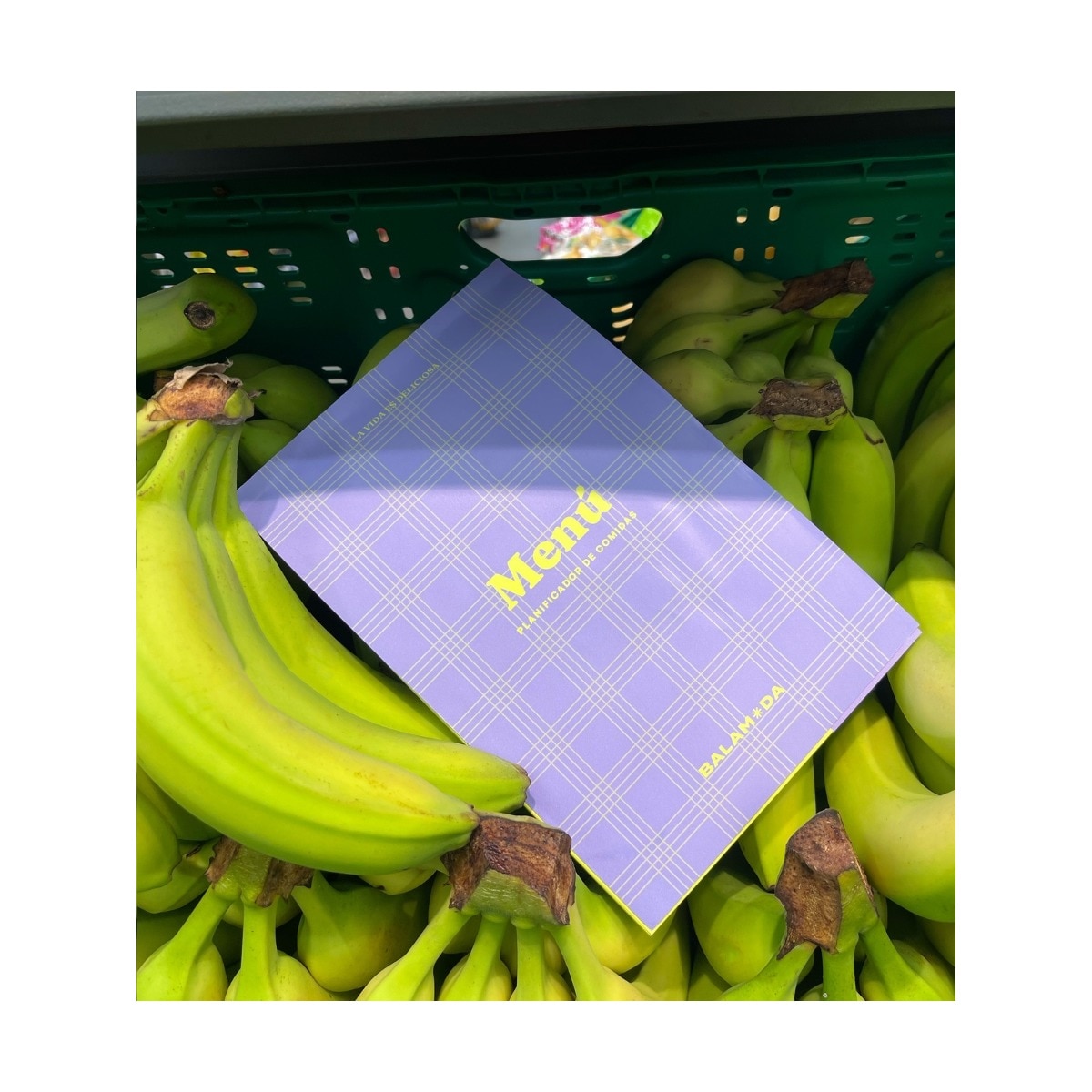 Menú semanal azul y amarillo balamoda 3