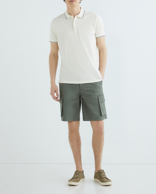 Imagen 0 de Bermuda de hombre cargo  con cordón