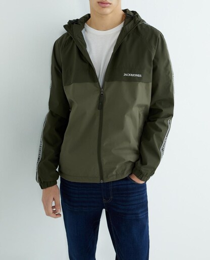 Imagen 0 de Chaqueta de hombre ligera