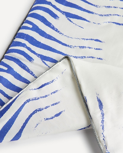 Imagen 0 de Manta decorativa seda Classic Zebra Roberto Cavalli
