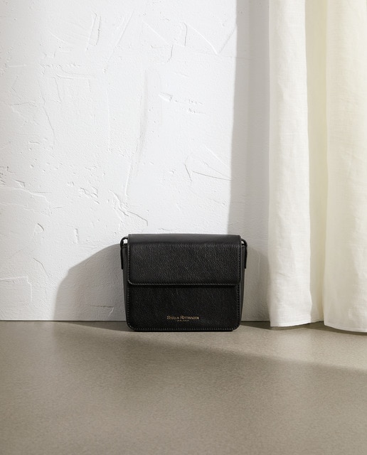 Imagen 0 de Bolso prismático de mujer