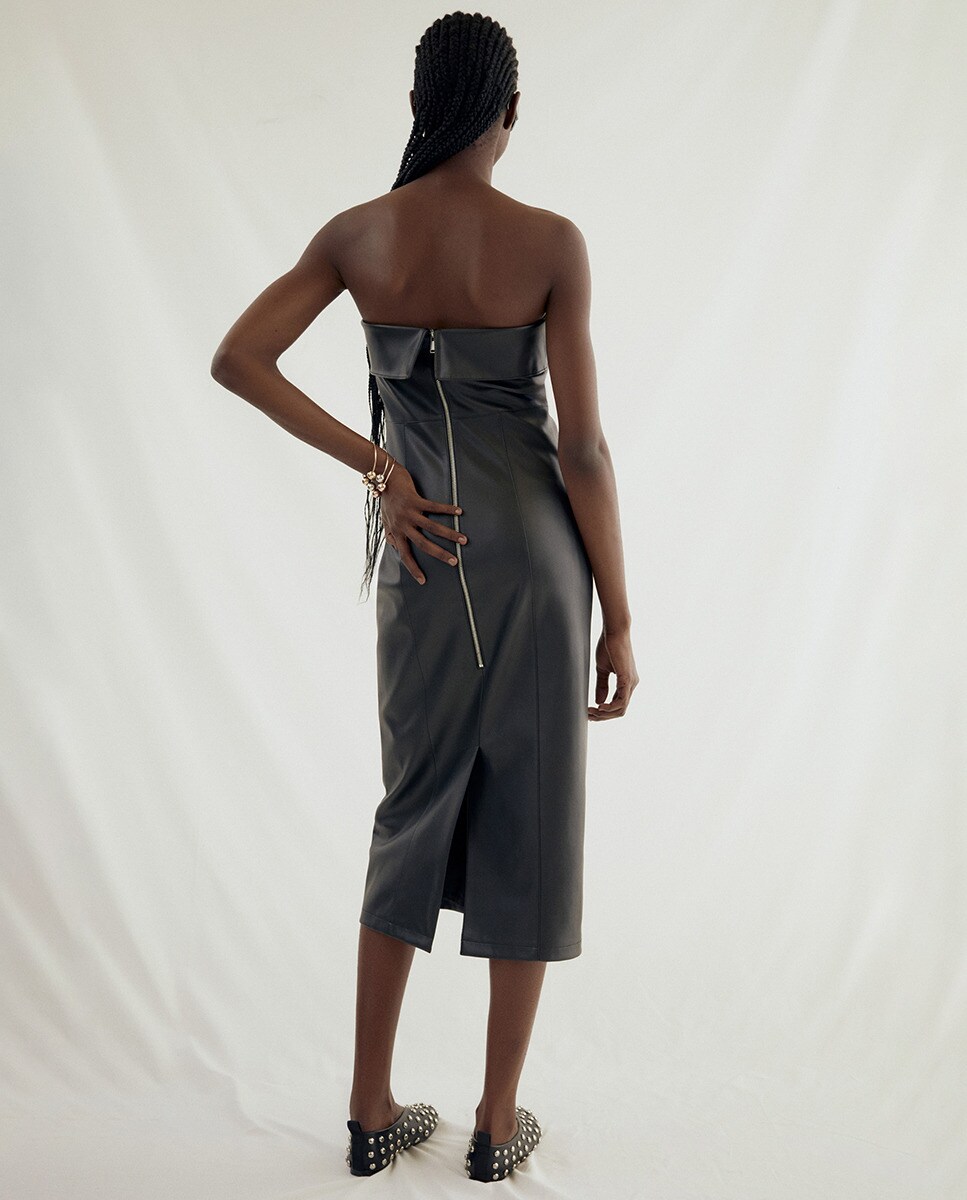 Vestido com Decote Caicai Preto-3