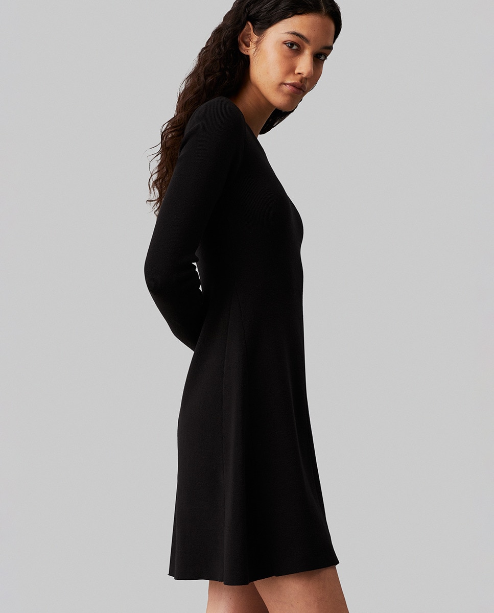 Vestido de Malha Canelada de Algodão com Corte em Forma de Sino Preto-3