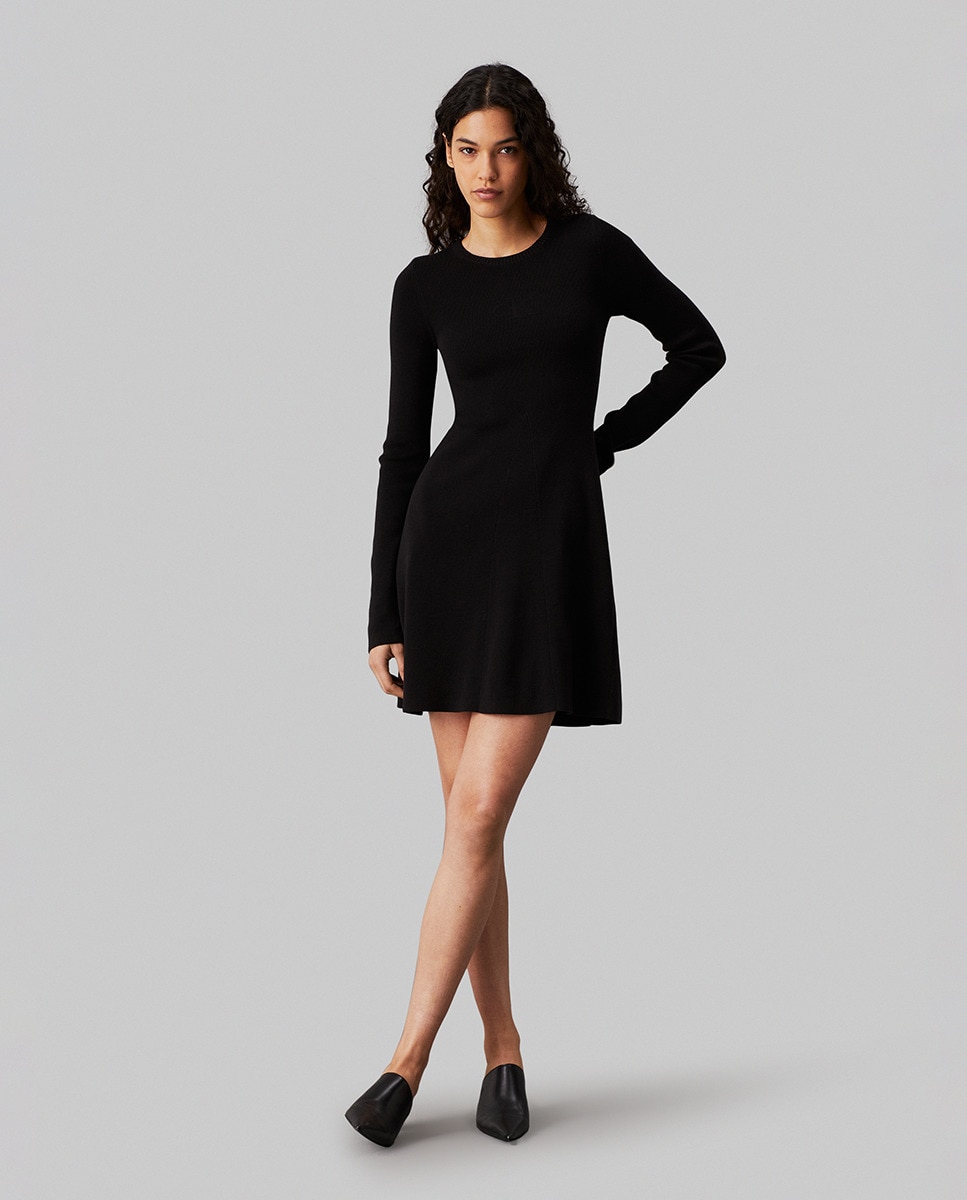 Vestido de Malha Canelada de Algodão com Corte em Forma de Sino Preto-1