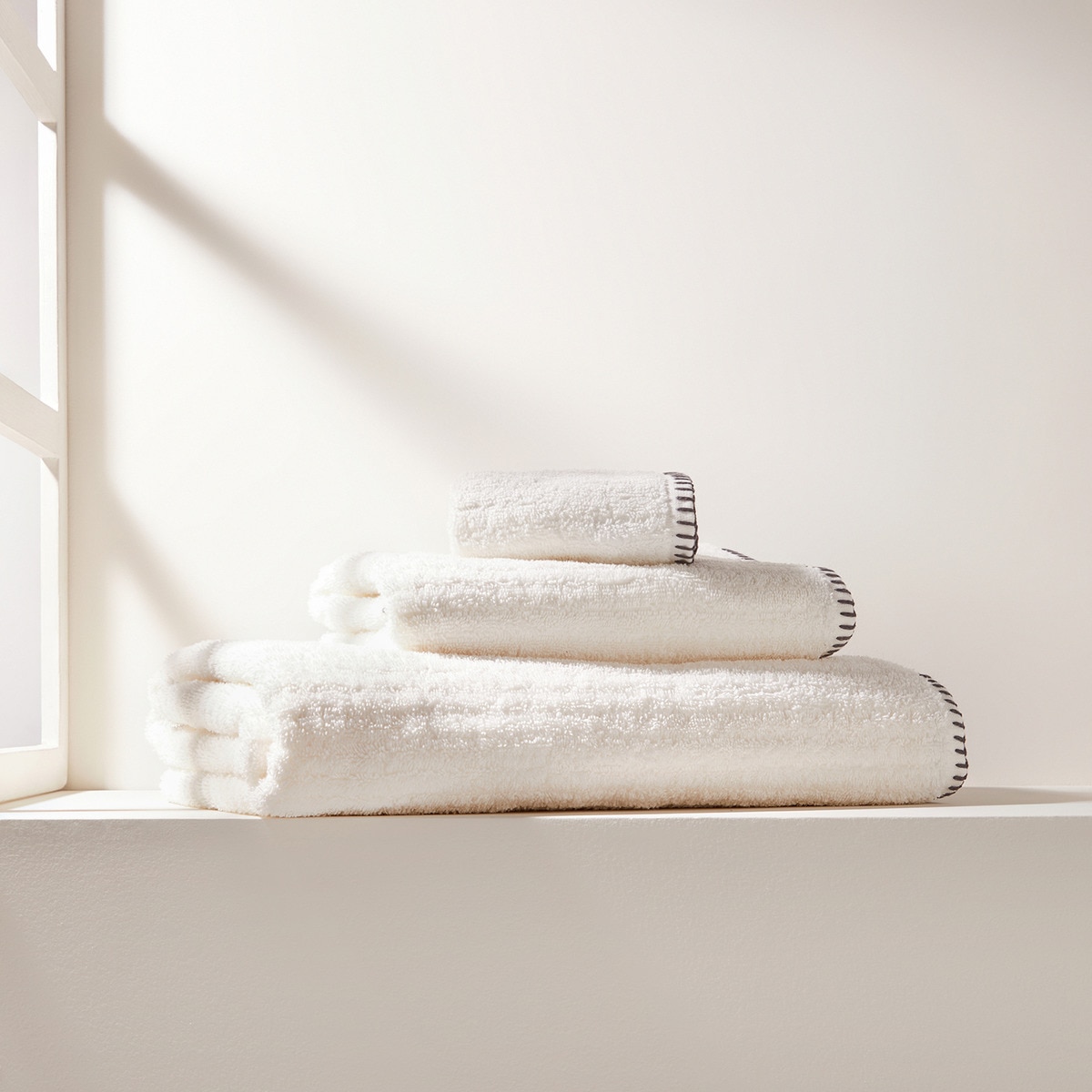 Imagem 0 de Toalha de Banho de Algodão Pesponto - 500 g/m2