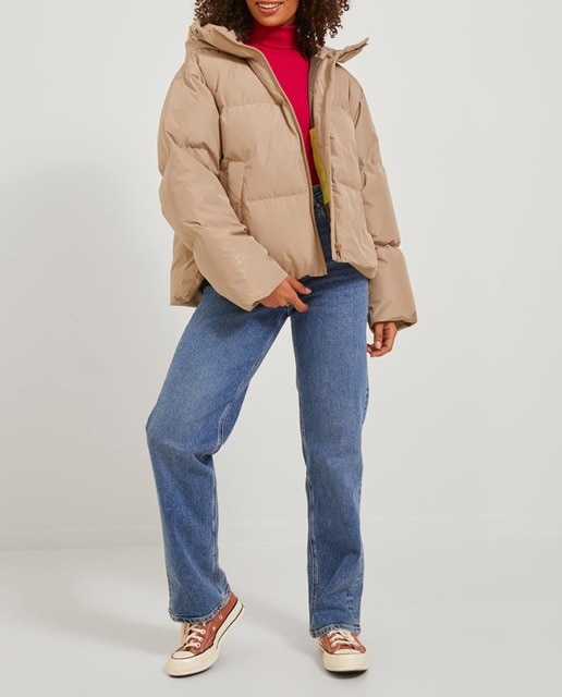 Imagen 0 de Abrigo de mujer acolchado