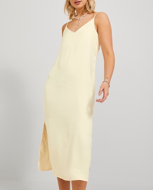 Imagen 0 de Vestido midi satinado de tirantes finos