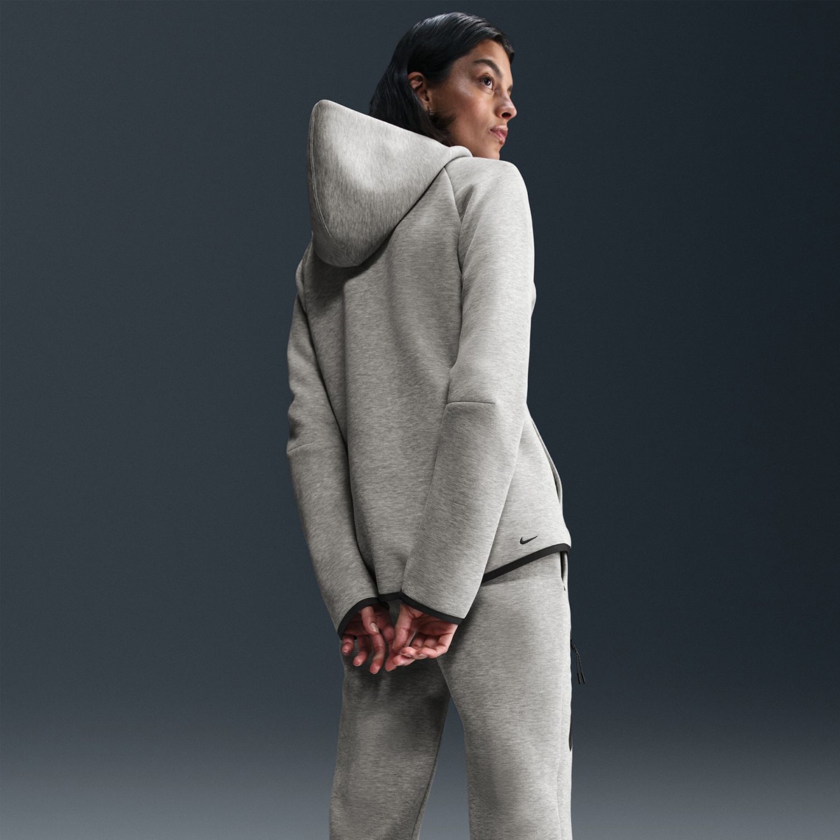 Sweatshirt de Mulher Tech Fleece WR Cinzento-2