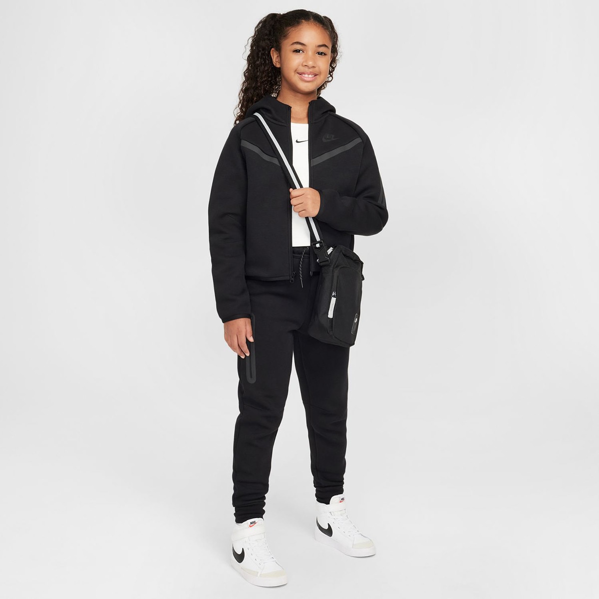 Sweatshirt de menina Sportswear Tech Fleece Nike Preto-7