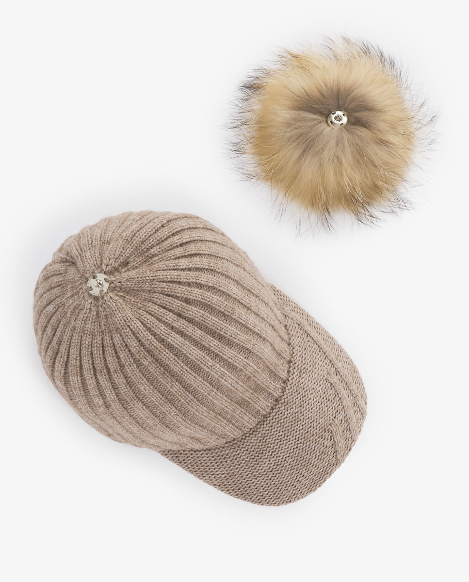 Boné de Malha com Pompom de Pelo Natural - Bege Bege-4