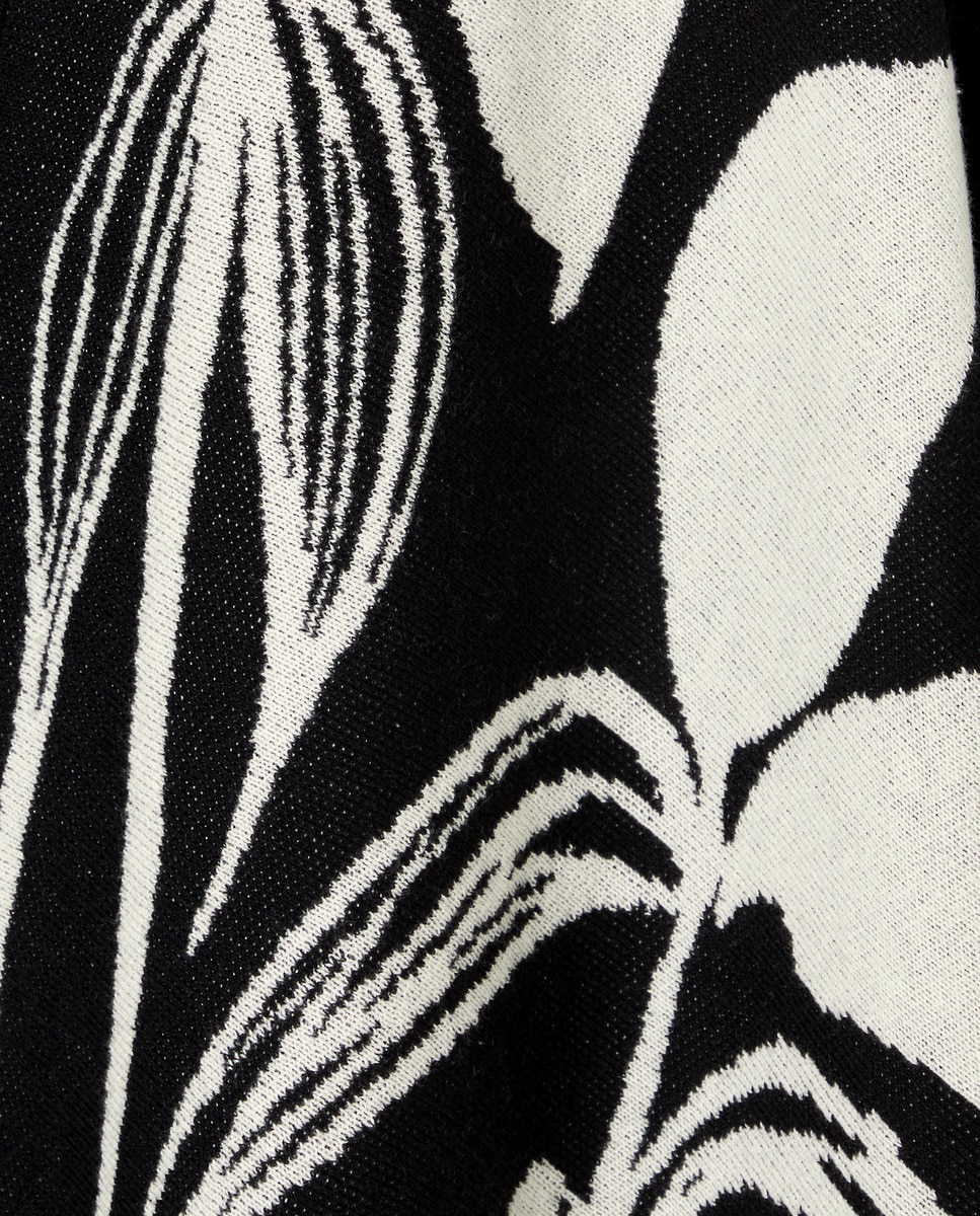 Cardigan Tipo Poncho Preto-5