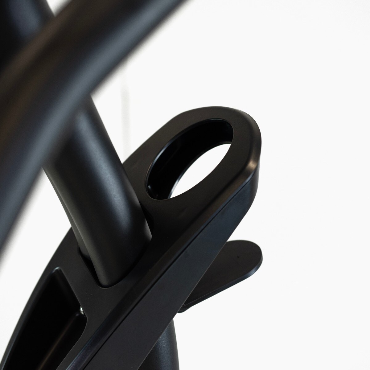 Bicicleta Estática Carbon Multimedia 5