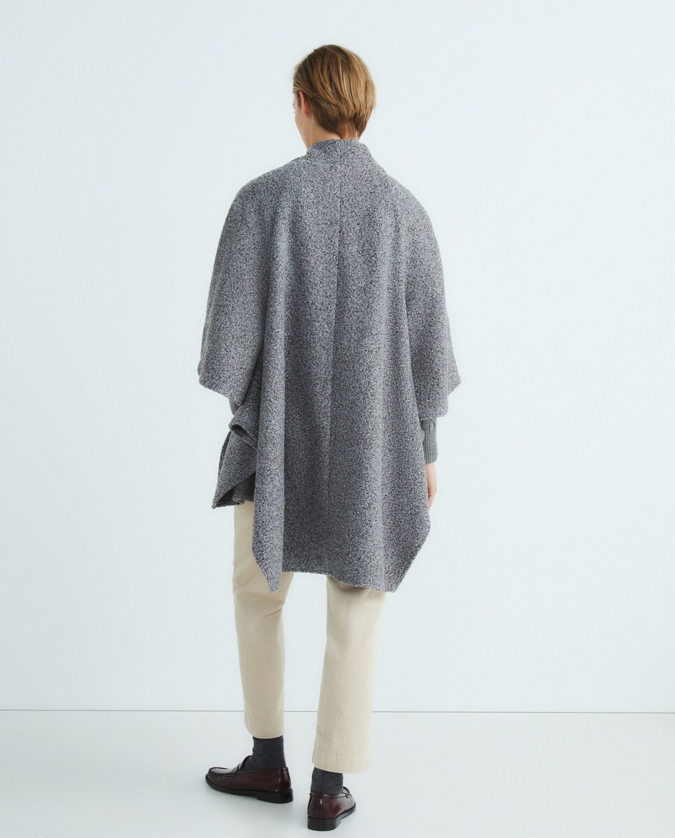 Poncho Liso Bouclé Preto-antiquário-3