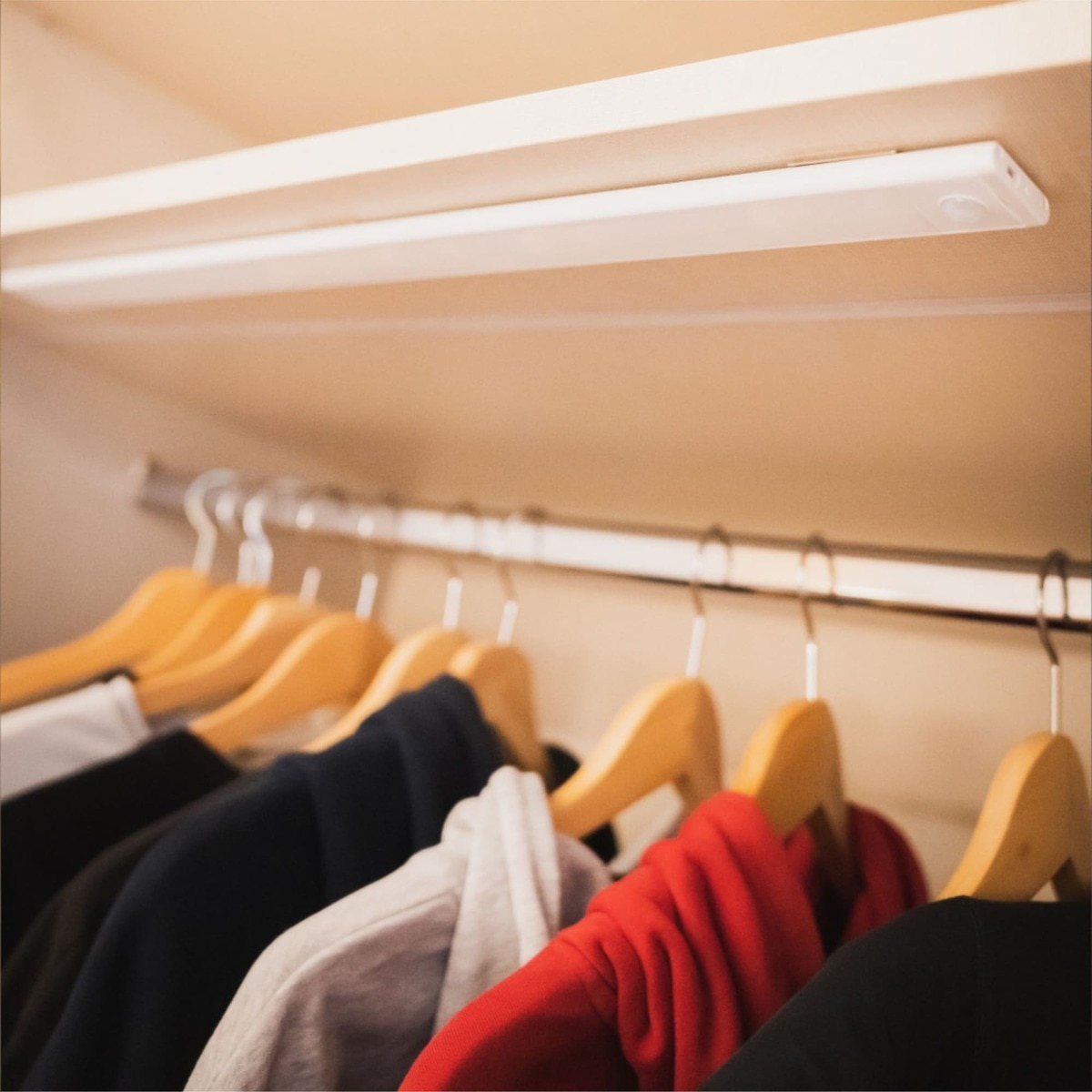 Luz Led con Sensor Recargable 30 cm 6