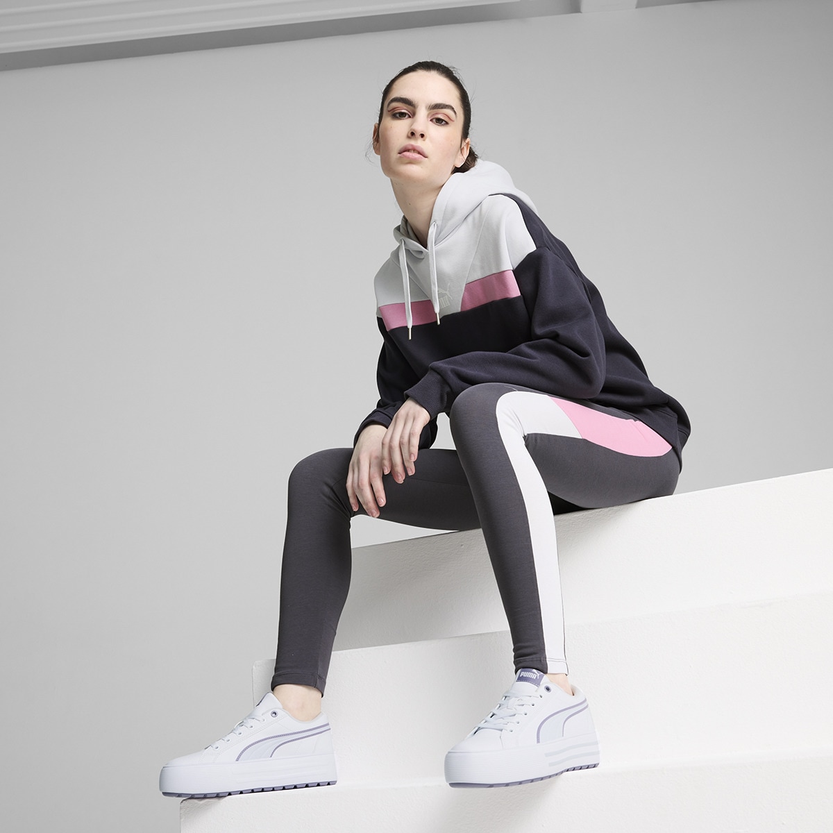 Sweatshirt de Mulher Power Hoodie FL Cinzento-5
