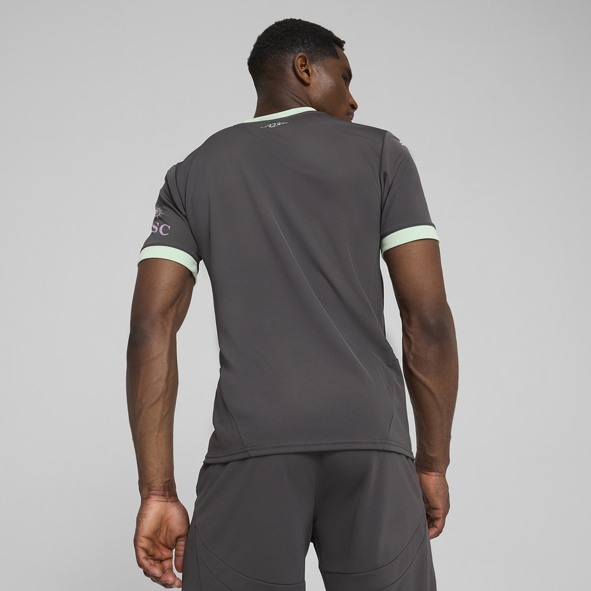 T-shirt de Homem 3.º Equipamento AC Milan 2024-2025 Réplica Cinzento-2
