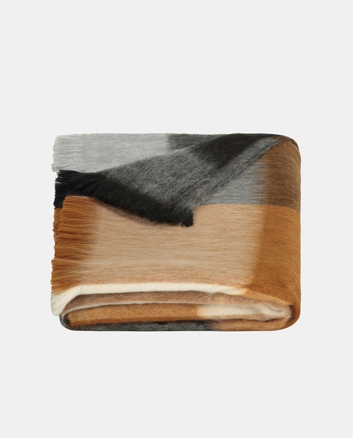 Imagem 0 de Maxi Cachecol de Alpaca aos Quadrados