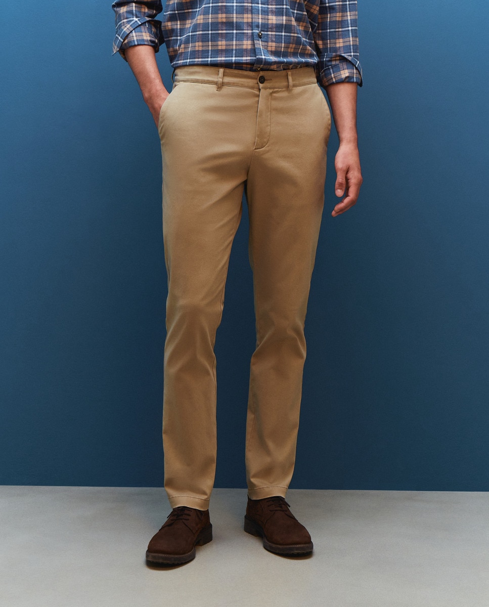 Calças Desportivas Slim Fit em Algodão Elastómero Camel-2