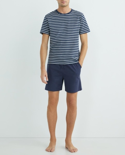 Imagen 0 de Pijama de hombre corto con rayas