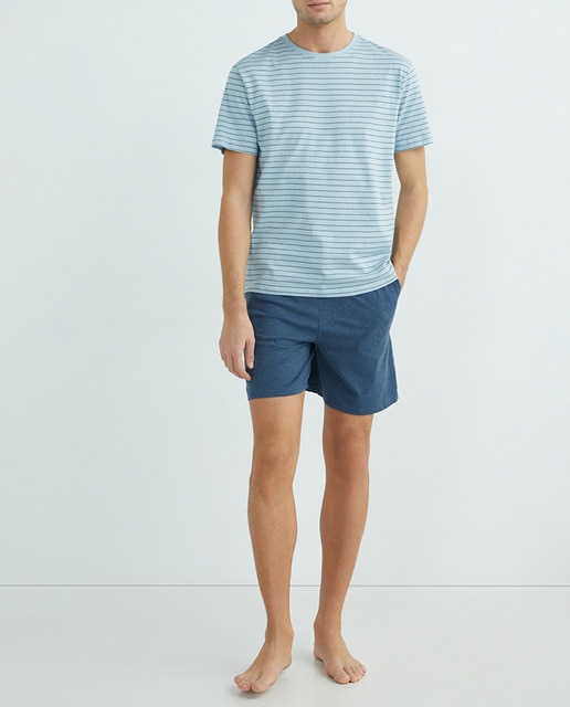 Imagen 0 de Pijama de hombre corto con rayas