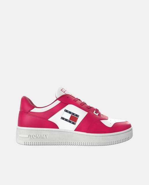 Imagen 0 de Zapatillas de mujer tipo basket bajas en piel con logotipo y suela de goma