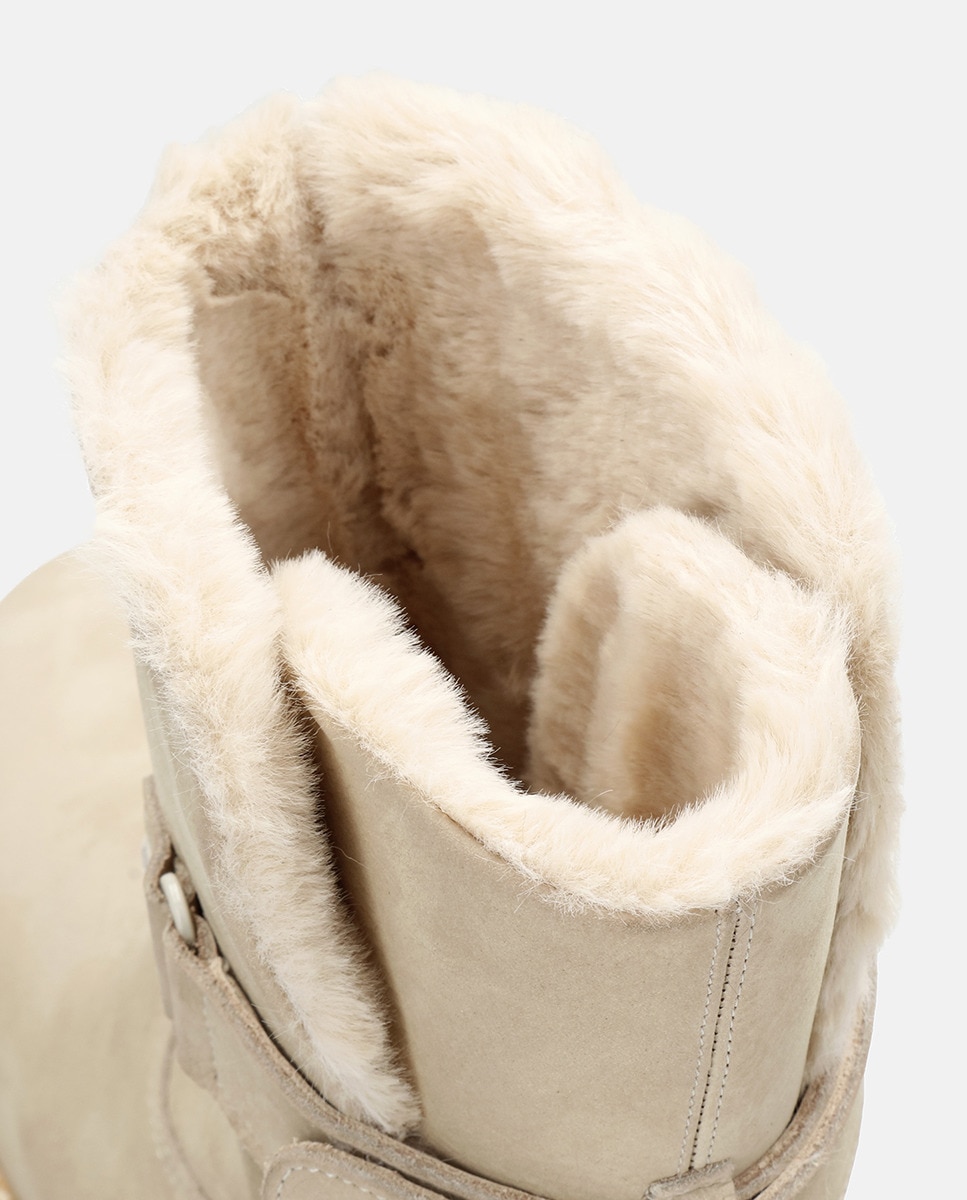 Botins Felia Trav com Forro Interior de Pelo e em Pele Waterproof Cru-6