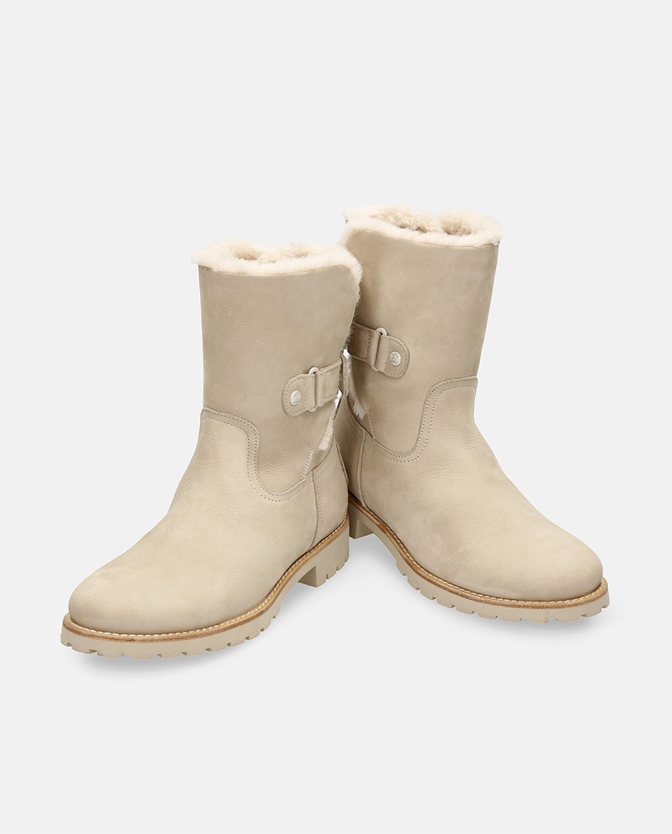 Botins Felia Trav com Forro Interior de Pelo e em Pele Waterproof Cru-3