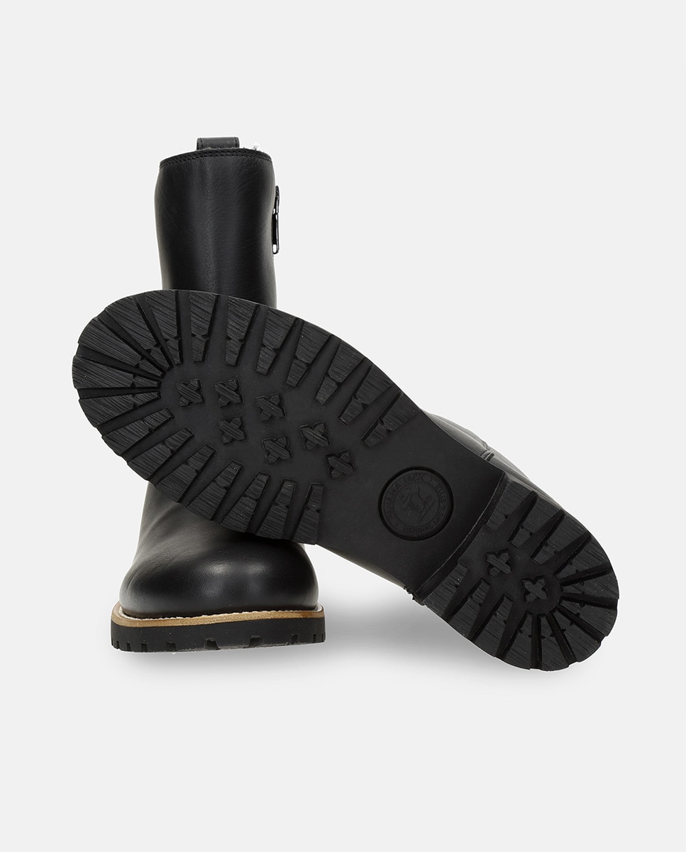 Botas em Pele e com Forro de Pelo Sintético Preto-4