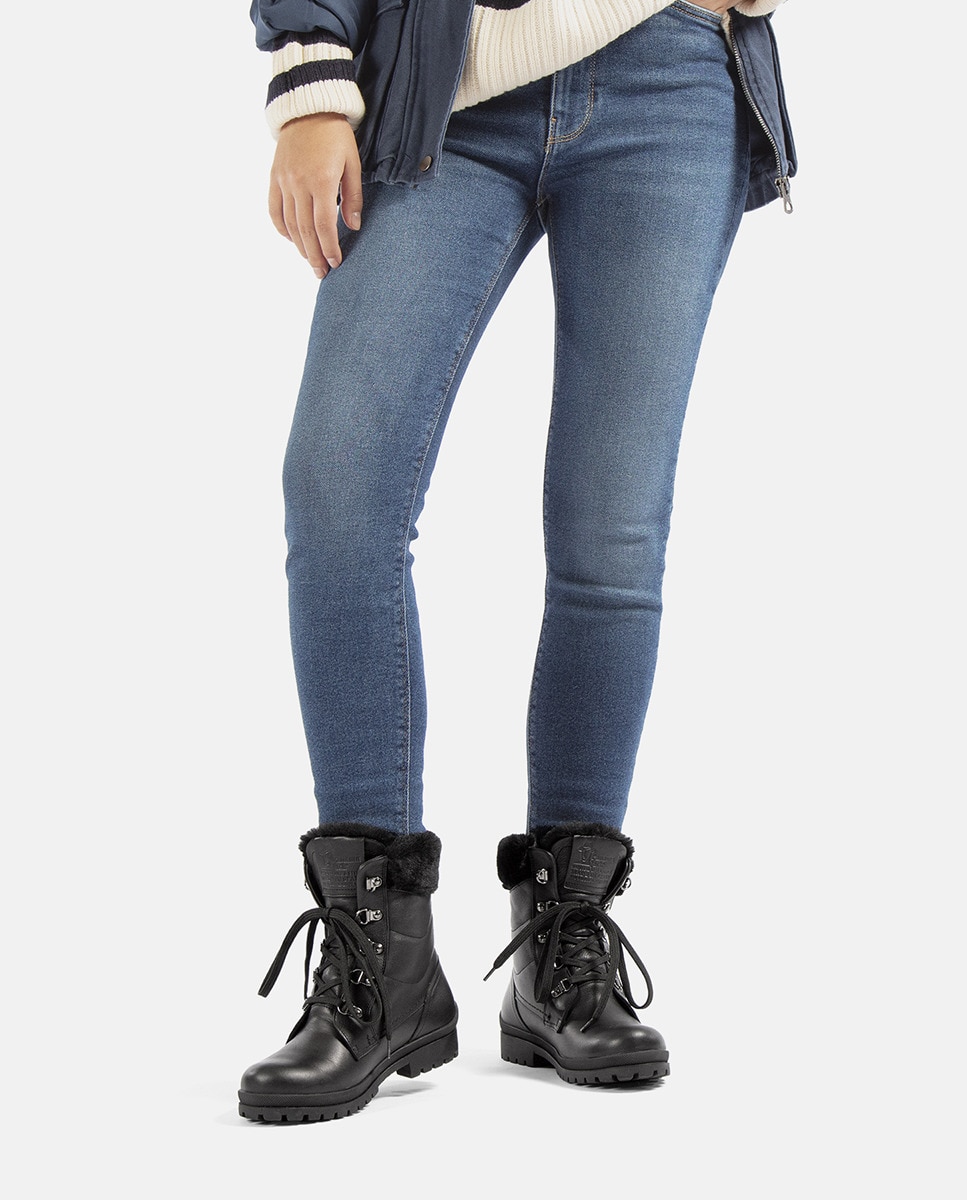 Botas em Pele e com Forro de Goretex Preto-2