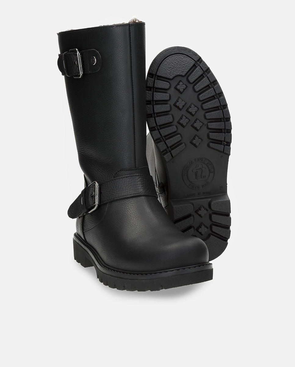 Botas em Pele e com Forro de Pelo Sintético Preto-4