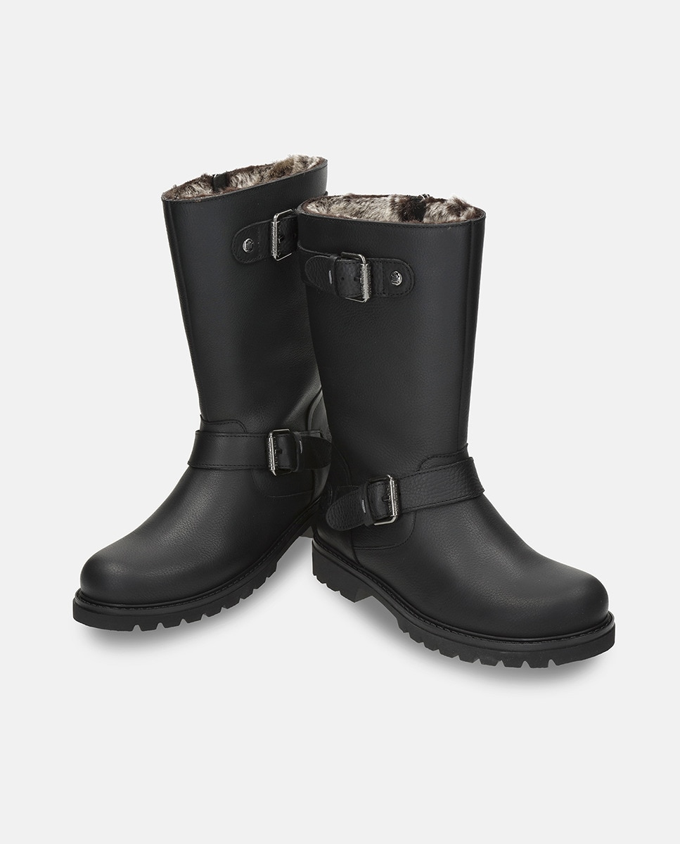 Botas em Pele e com Forro de Pelo Sintético Preto-3